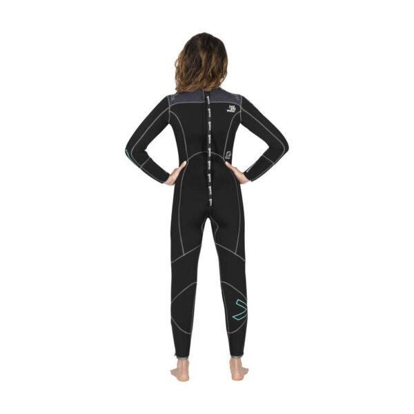 Muta umida mares evolution 7 -  she dives